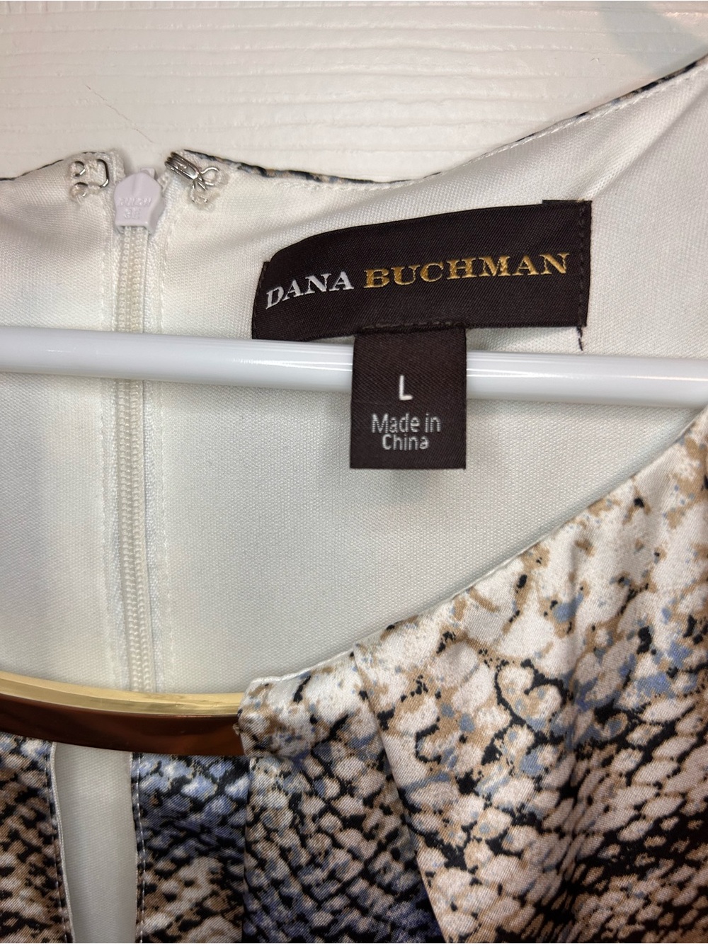 Dana Buchman Sleeveless Snake-Print Shift Dress in Blue, Tan, White - Picture 2 of 8